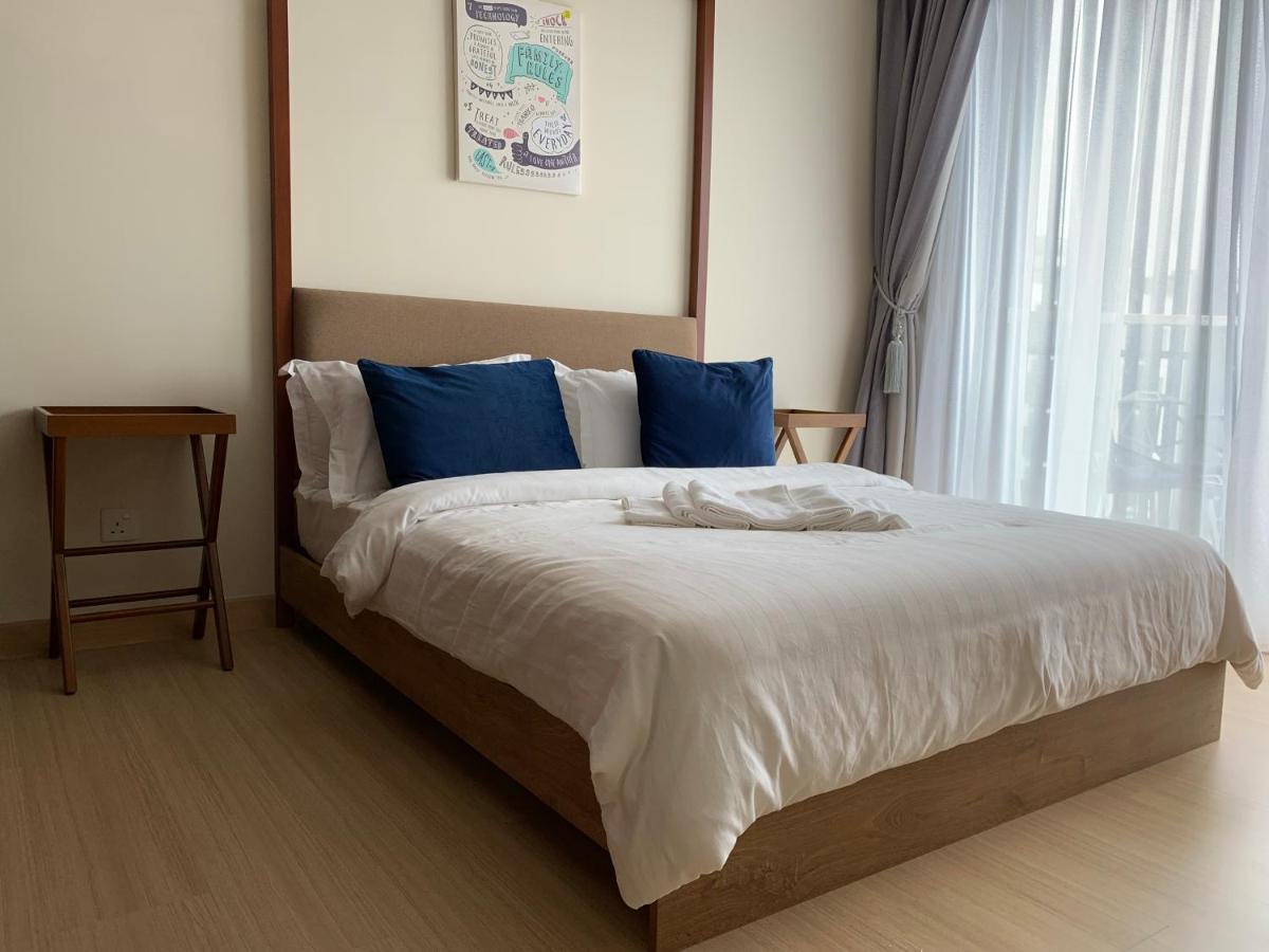 Timurbay Seaview Suite By Guns Studio Kuantan Buitenkant foto